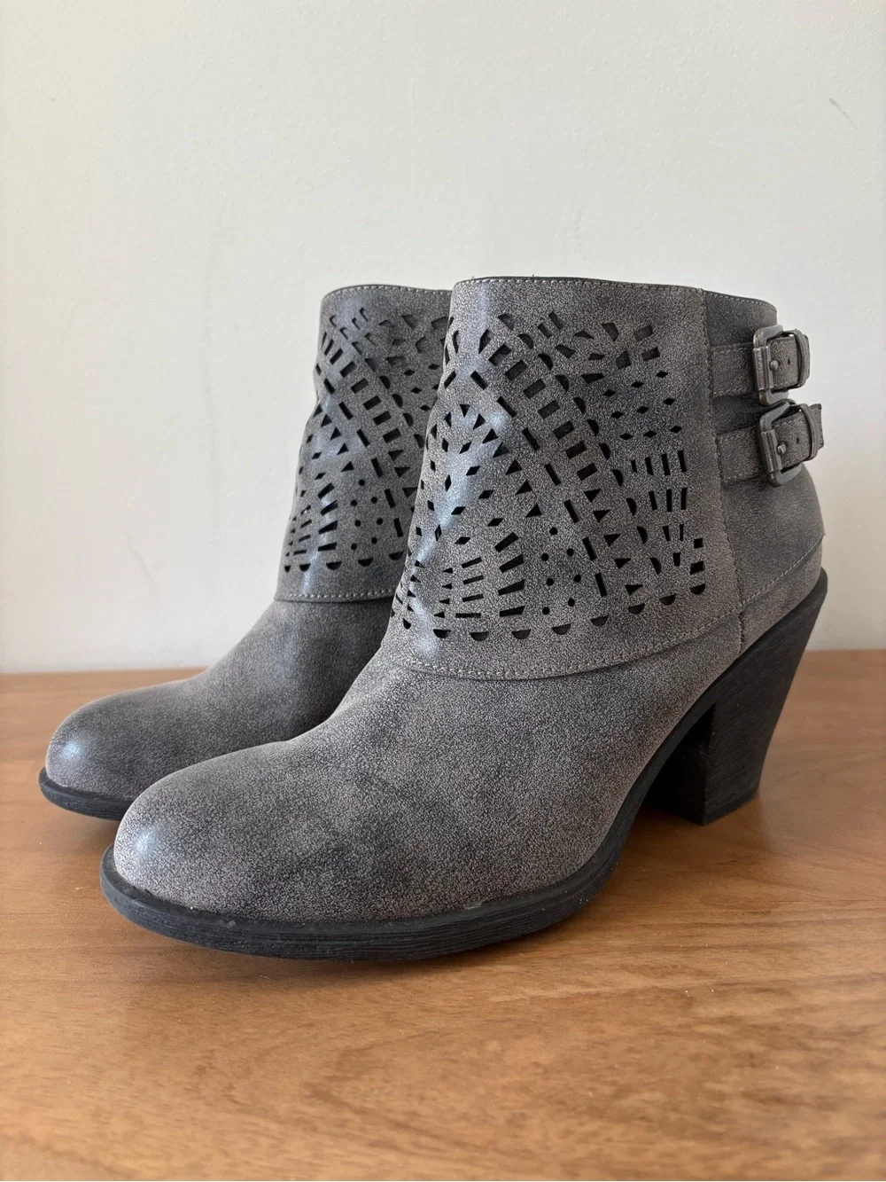 Euro Soft By Sofft Panora  Ankle Boots Size 9